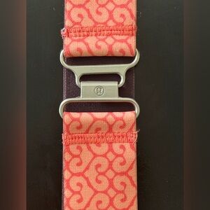 Lululemon Pink and Red Patterned yoga Mat elastic Strap.